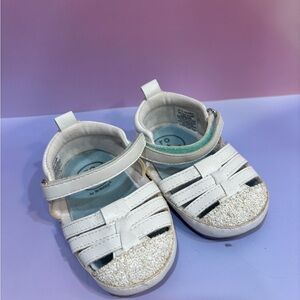 Robeez White Closed-Toe Sandals for Baby